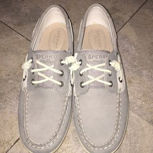 Brand new never worn sperry’s!